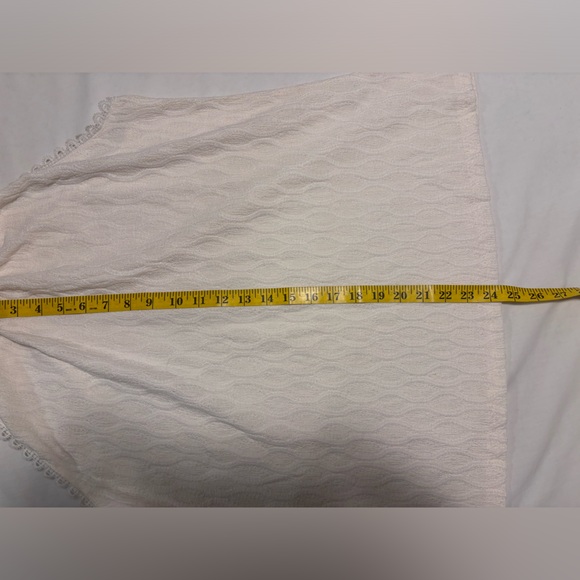 Ivory lace tie back tank, from online boutique, XL - Picture 7 of 8